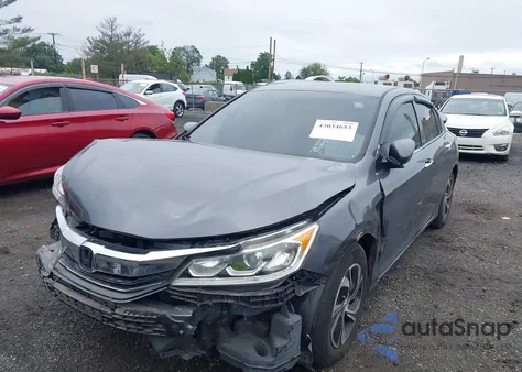 2017 Honda Accord Lx z USA, uszkodzony, nr VIN 1HGCR2F31HA250015